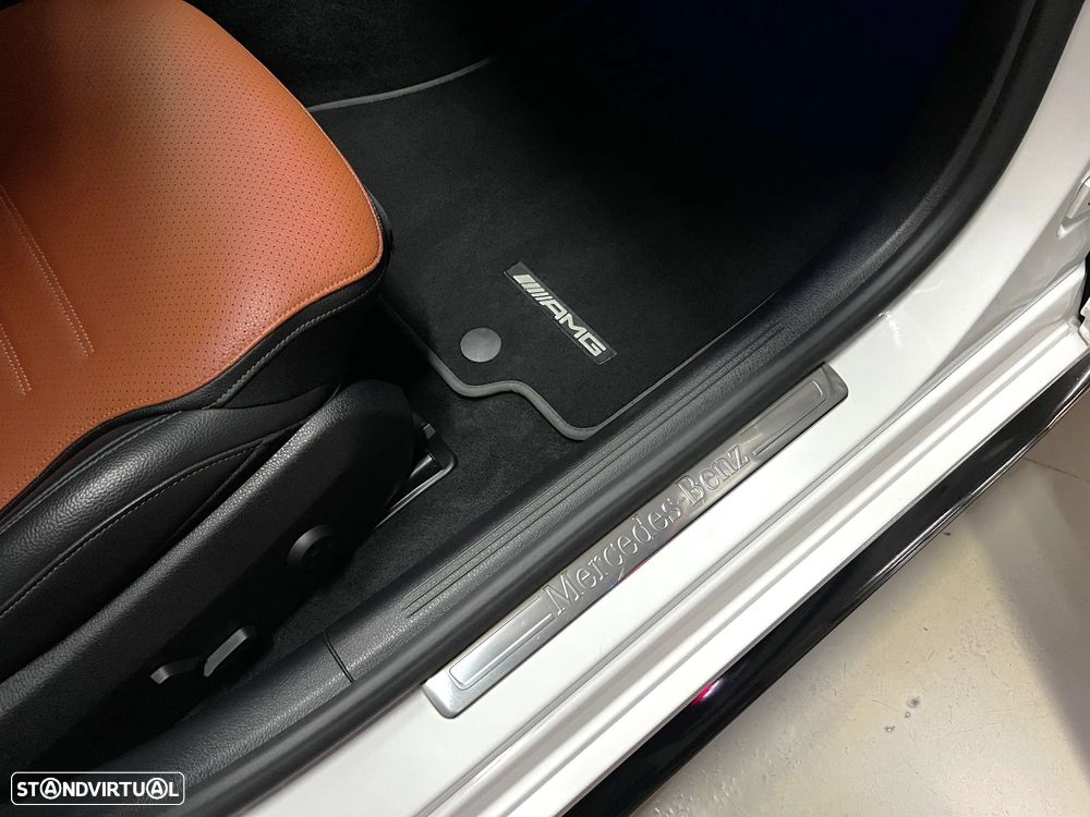 Mercedes-Benz C 300 d AMG Line - 16