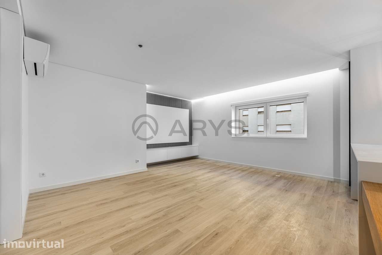Apartamento T3 totalmente renovado no centro da cidade de Braga - Grande imagem: 4/32