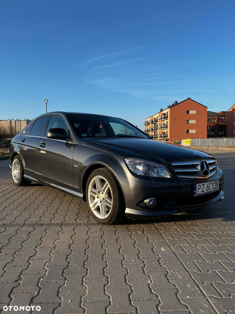 Mercedes-Benz Klasa C 280 4Matic Automatik Avantgarde Sport Edition - 12