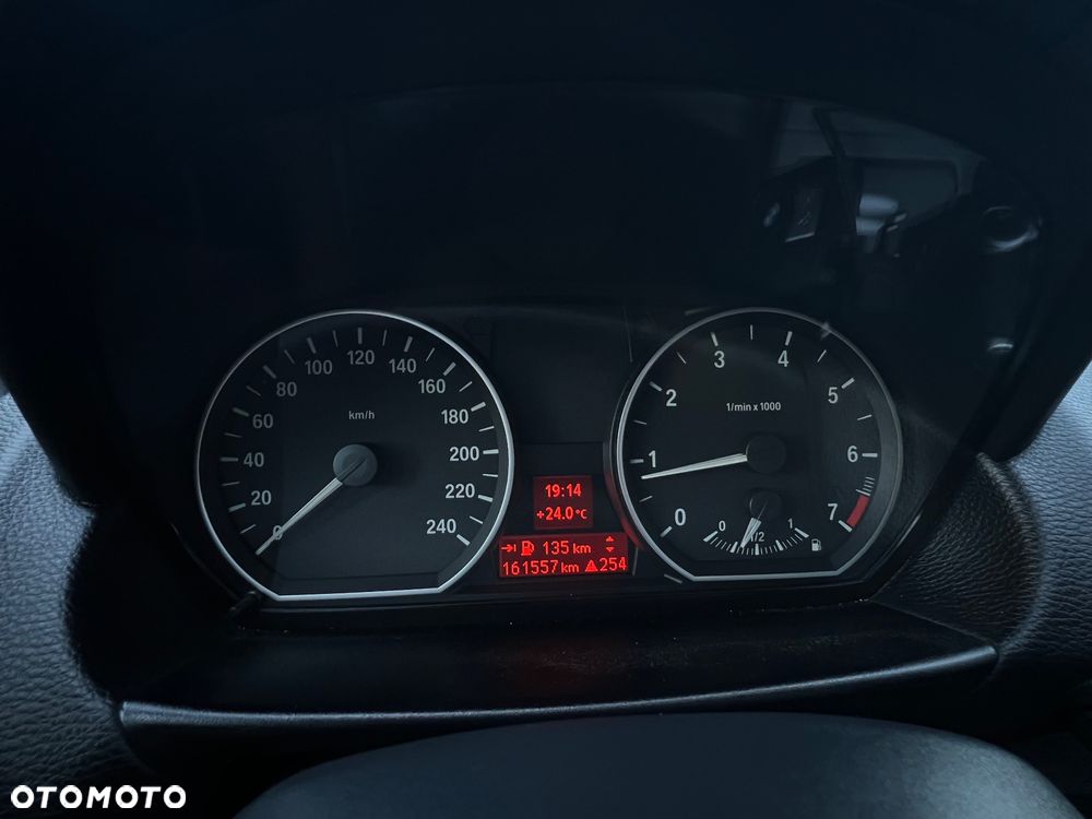 BMW Seria 1 - 16