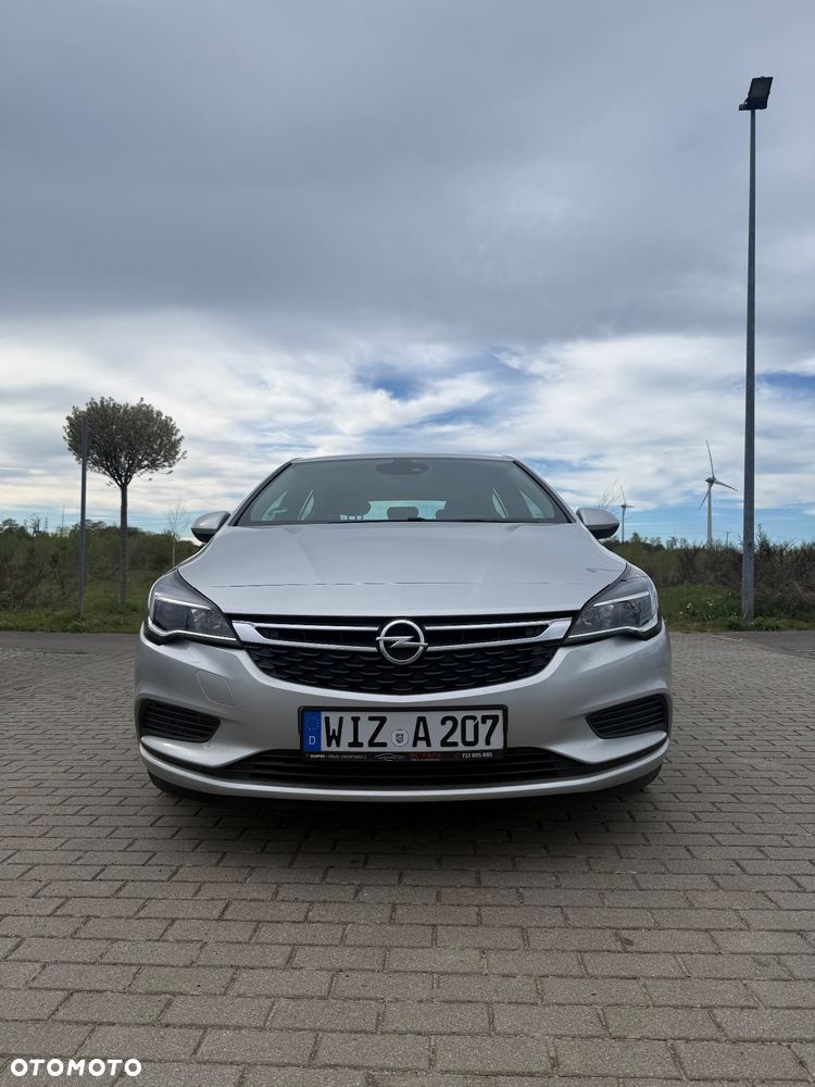 Opel Astra 1.6 CDTI Cosmo - 1