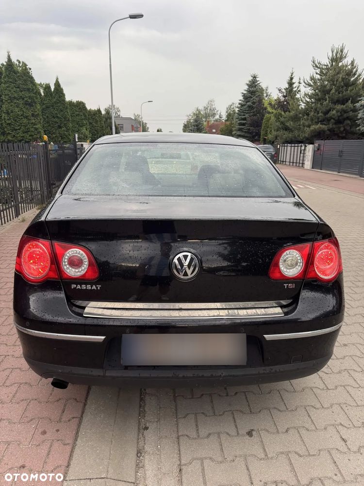 Volkswagen Passat 1.4 TSI Comfortline - 2