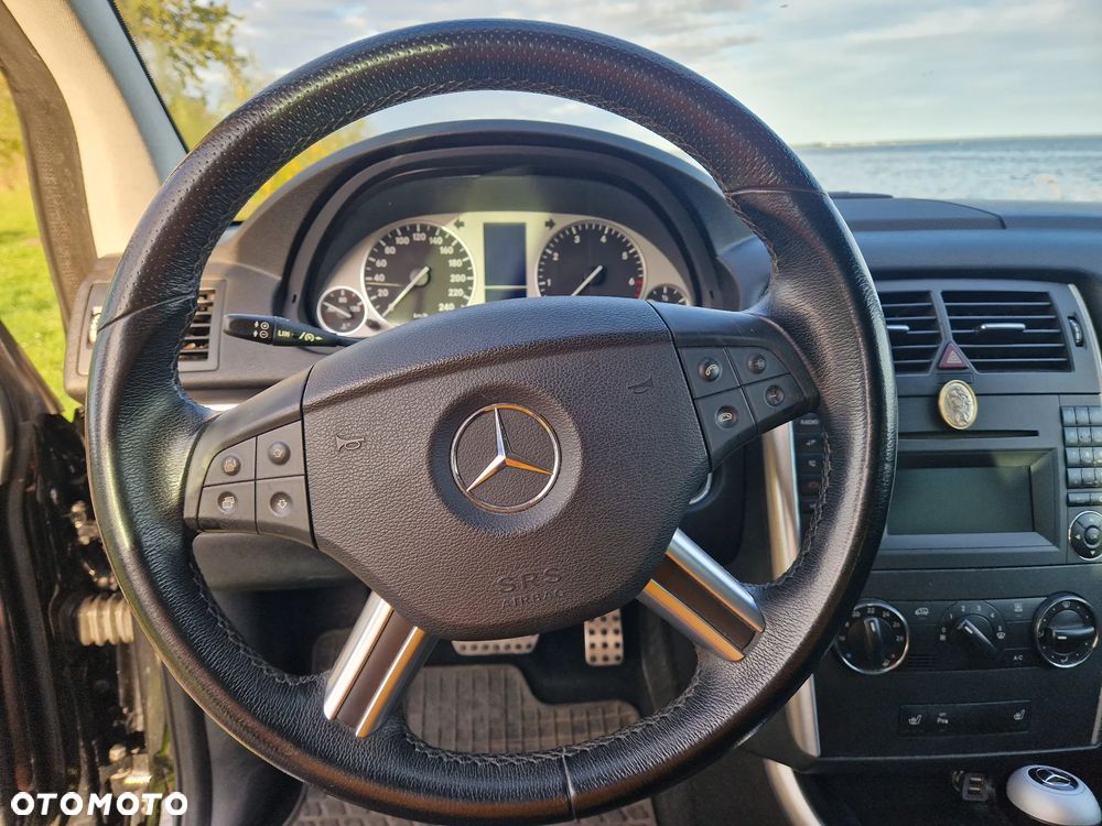 Mercedes-Benz Klasa B - 25