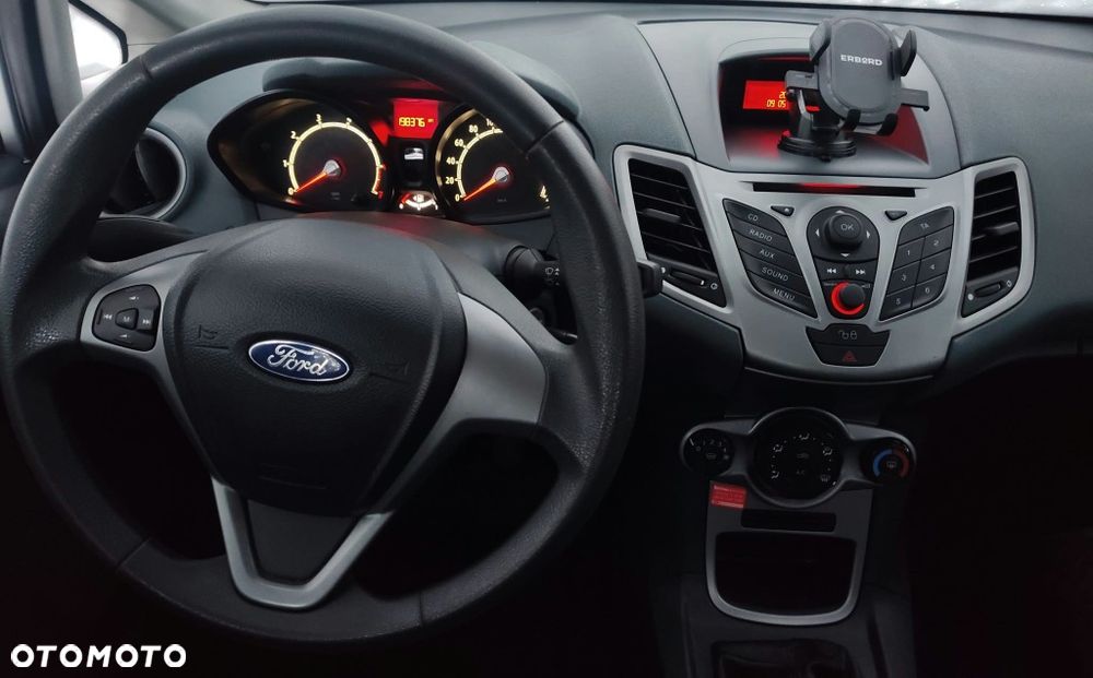 Ford Fiesta - 6