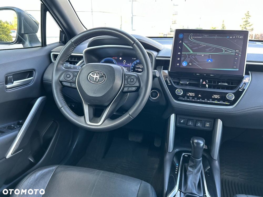Toyota Corolla Cross 2.0 Hybrid Executive AWD - 12