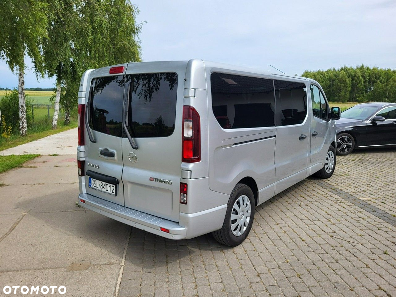 Opel Vivaro - 2