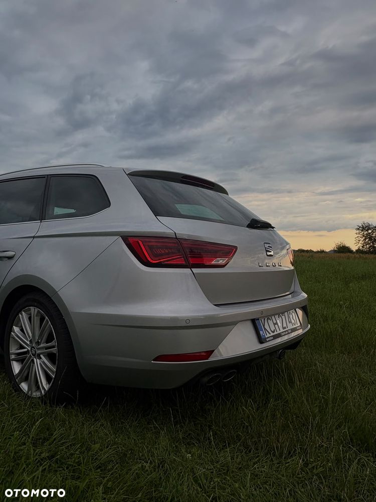 Seat Leon 1.5 eTSI Xcellence DSG - 19