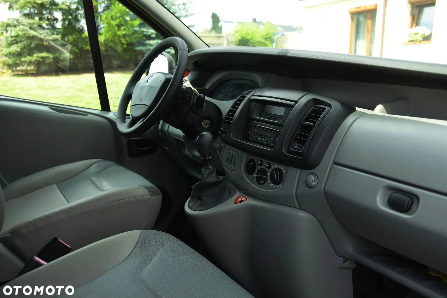 Renault Trafic - 21