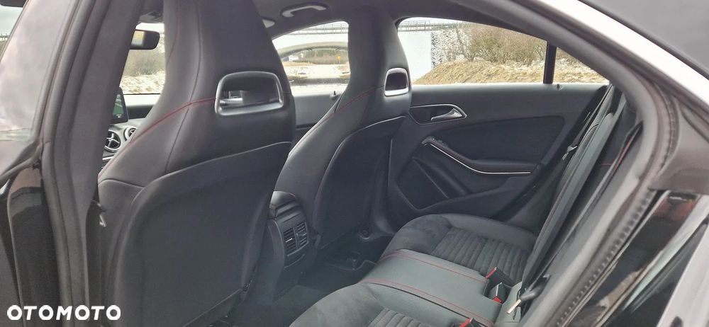 Mercedes-Benz CLA 200 (CDI) d 7G-DCT AMG Line - 9