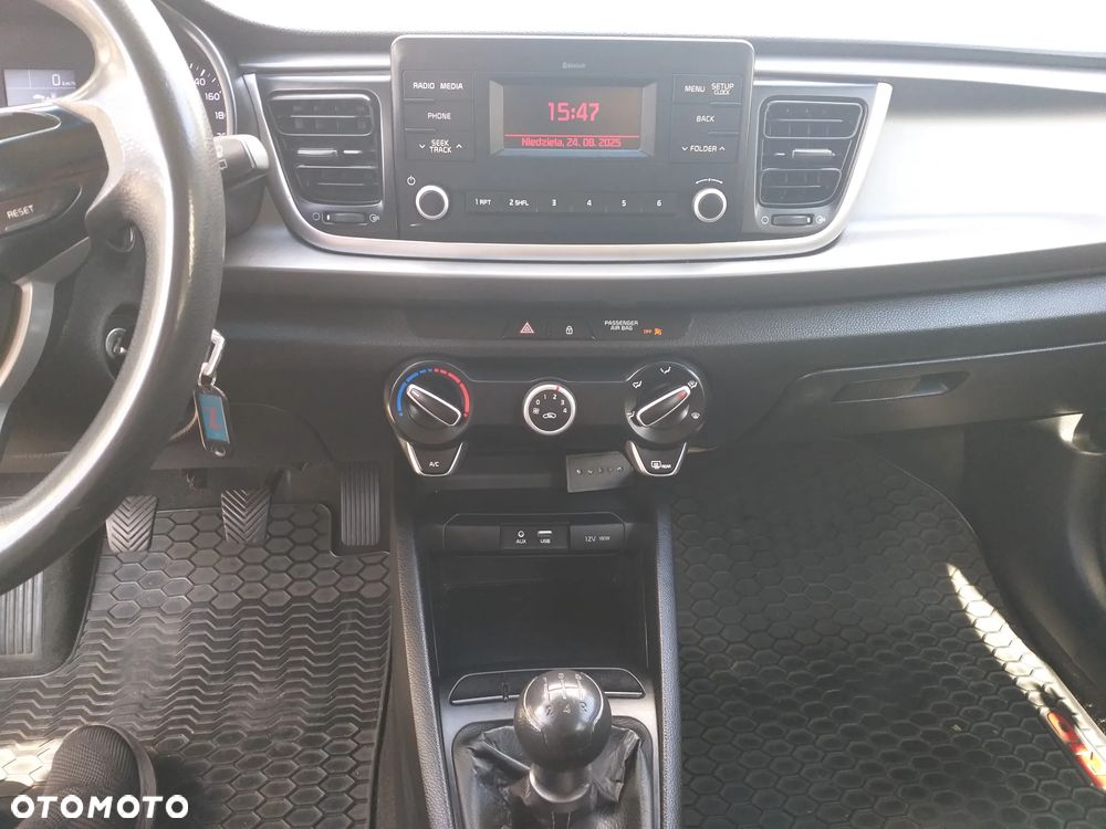 Kia Rio 1.2 M - 13