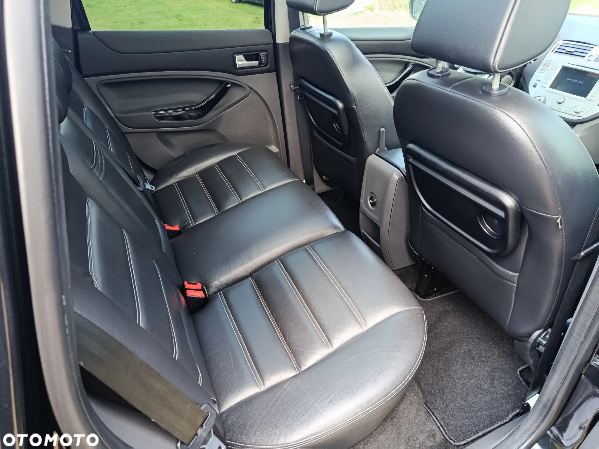 Ford Kuga 2.0 TDCi 2x4 Champions Edition - 13