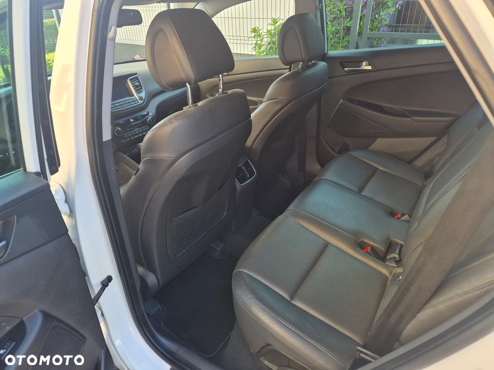 Hyundai Tucson blue 1.7 CRDi 2WD DCT Premium - 8