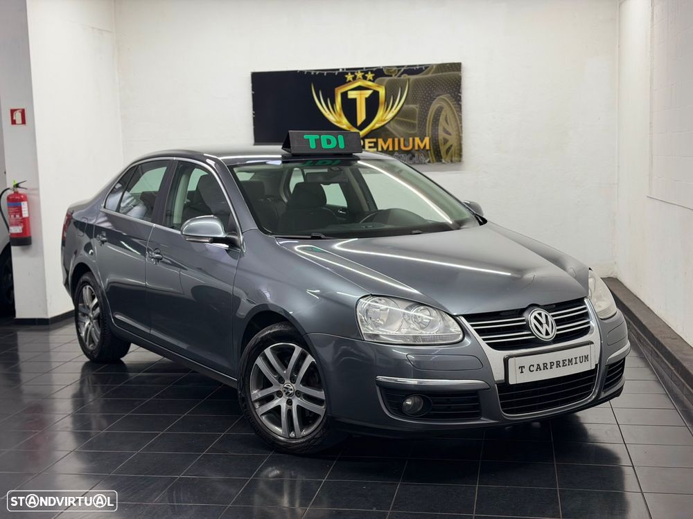 VW Jetta 1.9 TDi Sportline - 1