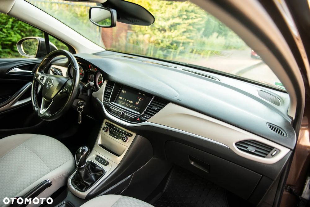 Opel Astra 1.4 Turbo Edition - 38