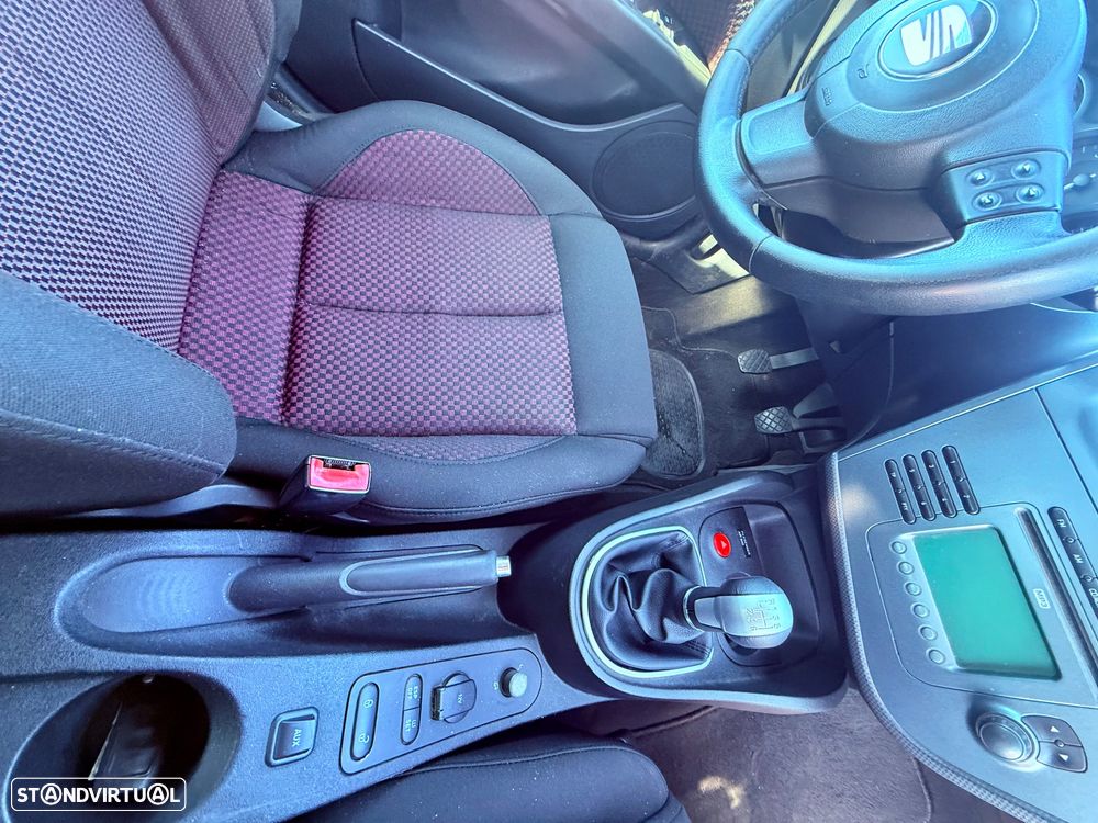 SEAT Leon 2.0 TDI Sport DPF - 16