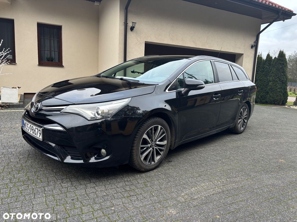 Toyota Avensis 2.0 D-4D Prestige - 3