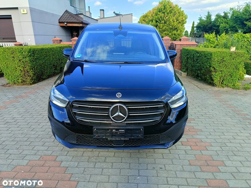 Mercedes-Benz Klasa T 180 d Automatik Style - 1