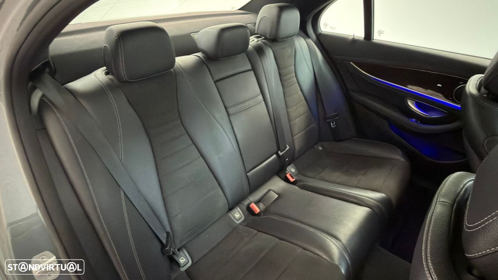 Mercedes-Benz E 350 d AMG - 12