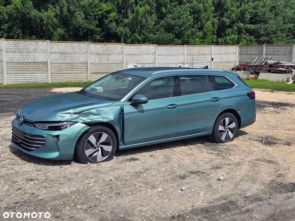 Volkswagen Passat 2.0 TDI EVO Essence DSG - 3