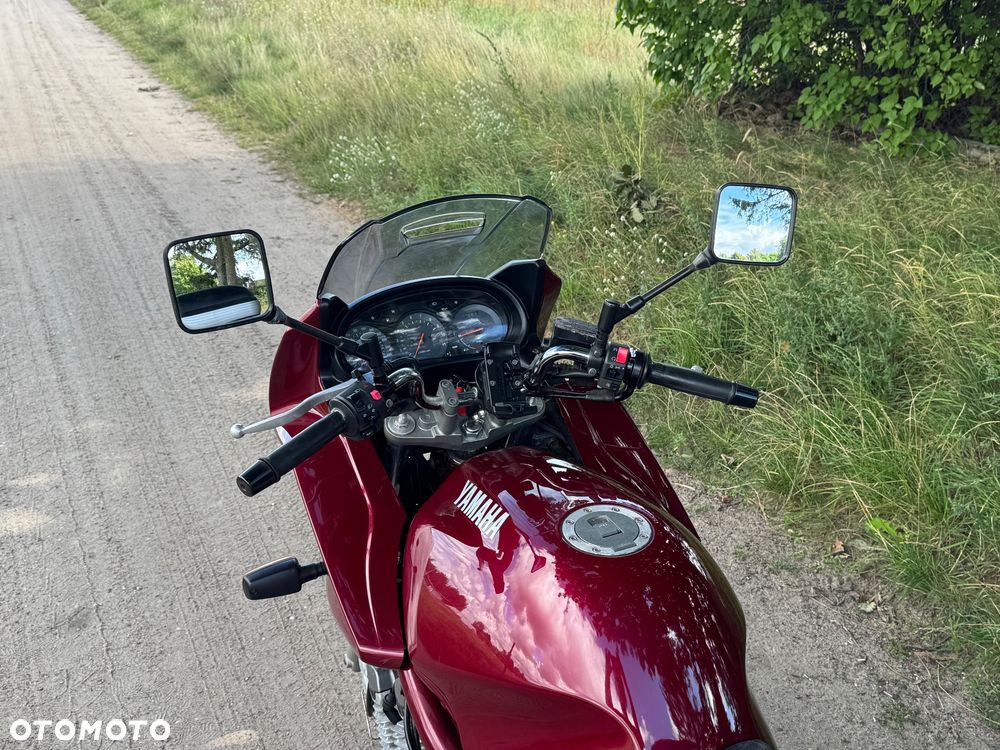 Yamaha XJ - 9