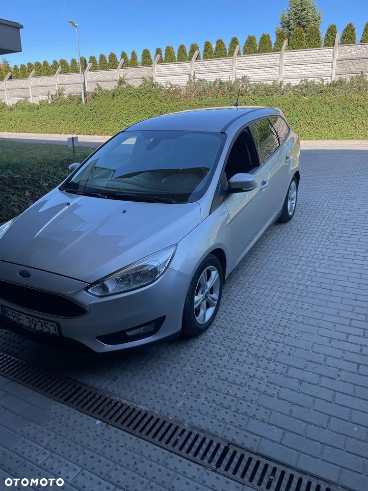 Ford Focus 1.0 EcoBoost 99g Trend - 3
