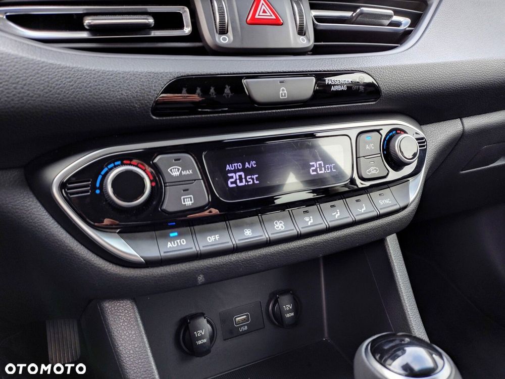 Hyundai i30 - 22