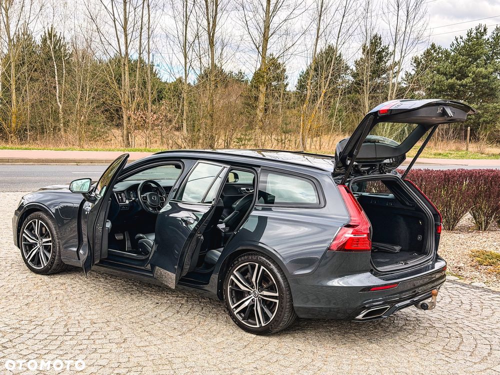 Volvo V60 T8 AWD Twin Engine Geartronic R-Design - 5