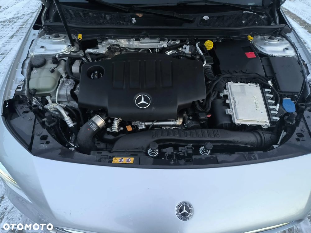 Mercedes-Benz CLA 180 d 8G-DCT Edition 2022 - 6