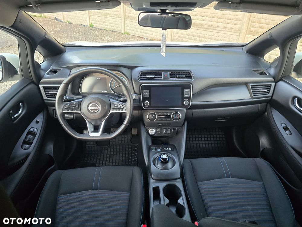 Nissan Leaf - 7