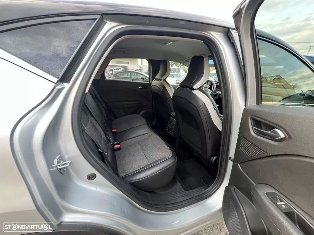 Renault Captur 1.0 TCe Exclusive - 36