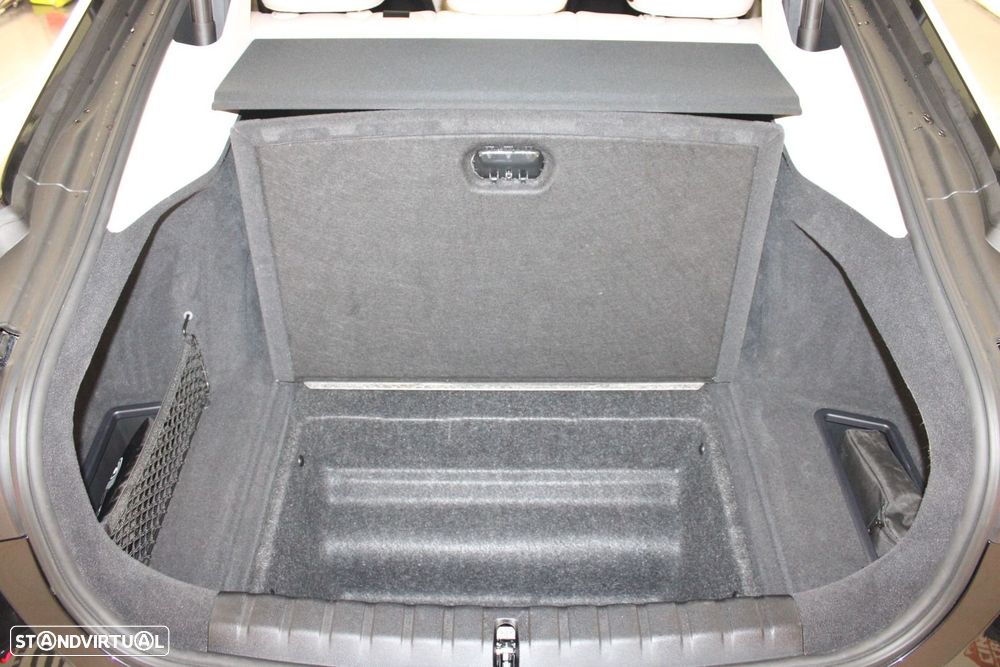 BMW i4 eDrive40 - 43