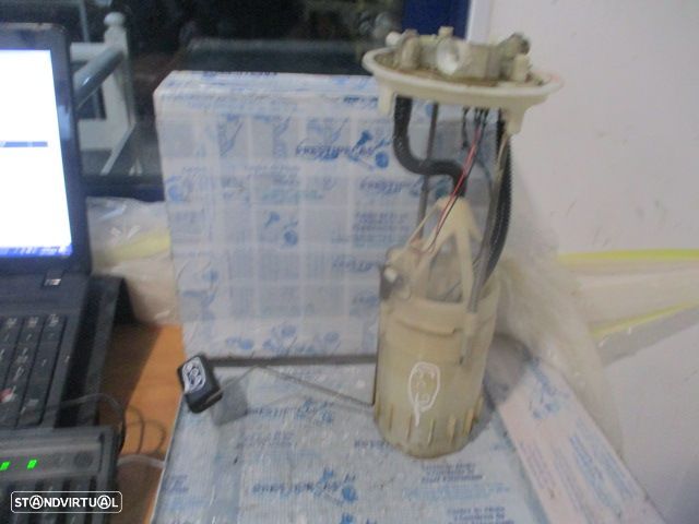 Bomba Combustivel 8200096476B RENAULT MASTER 2002 2.2DCI 90CV 2P BRANCO DIESEL - 1
