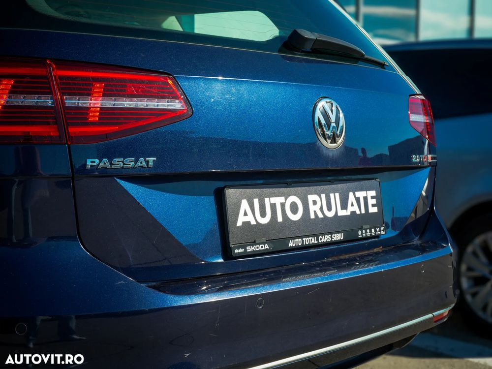 Volkswagen Passat 2.0 TDI DSG 4Motion Highline - 13