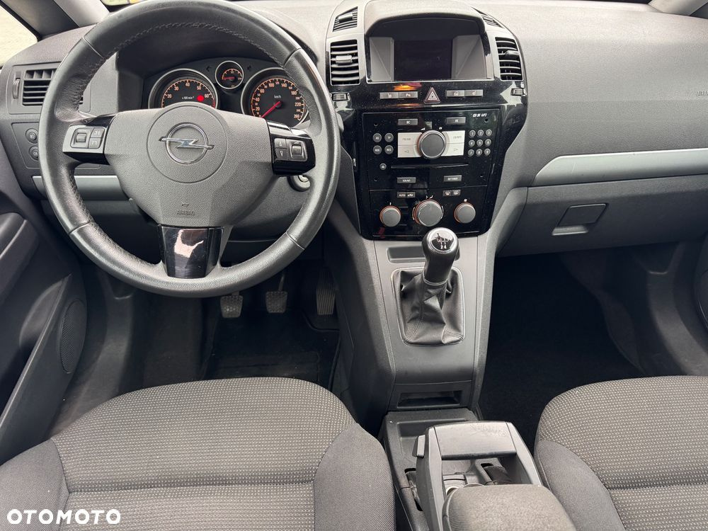 Opel Zafira 1.8 Innovation - 34