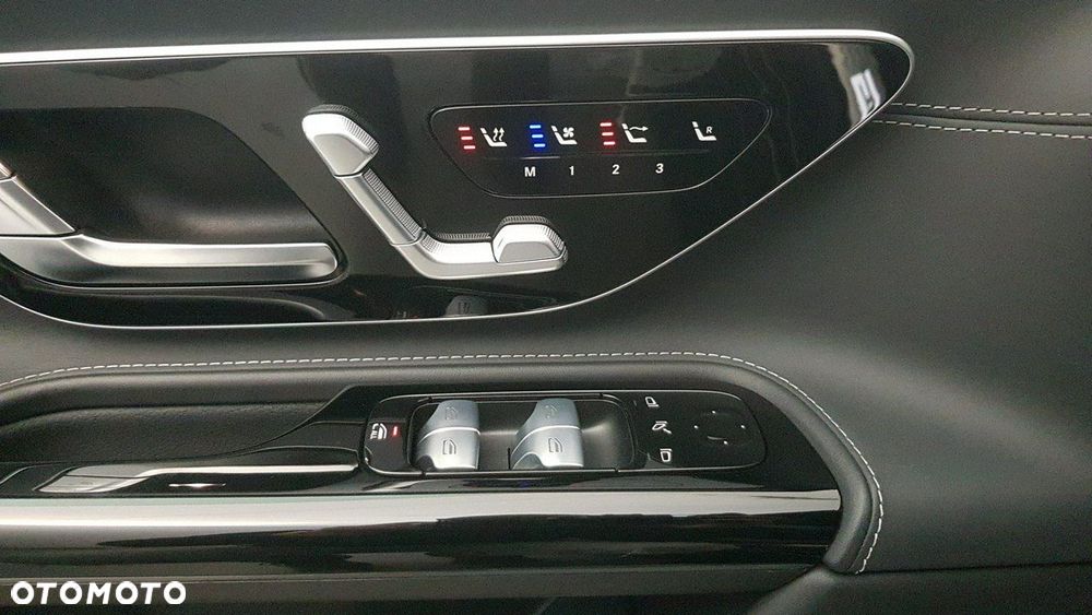 Mercedes-Benz SL AMG 63 4-Matic+ - 23