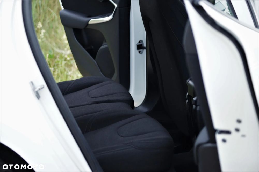 Volvo V40 - 27