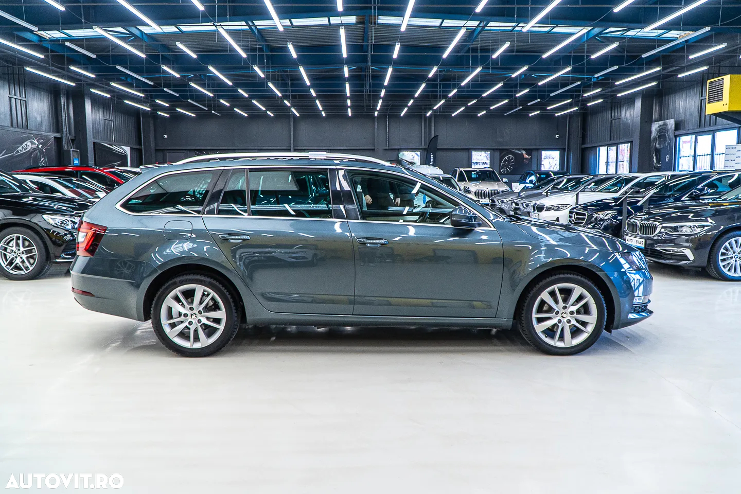 Skoda Octavia Combi Diesel 1.6 TDI DSG Style - 20