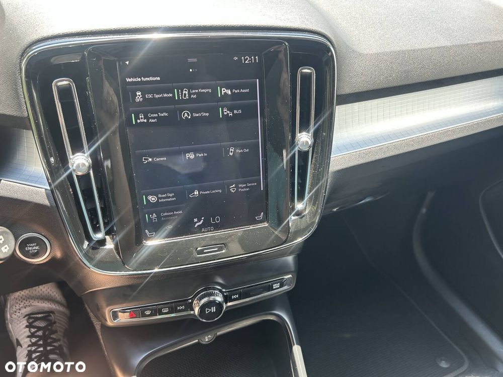 Volvo XC 40 T5 AWD Momentum - 18