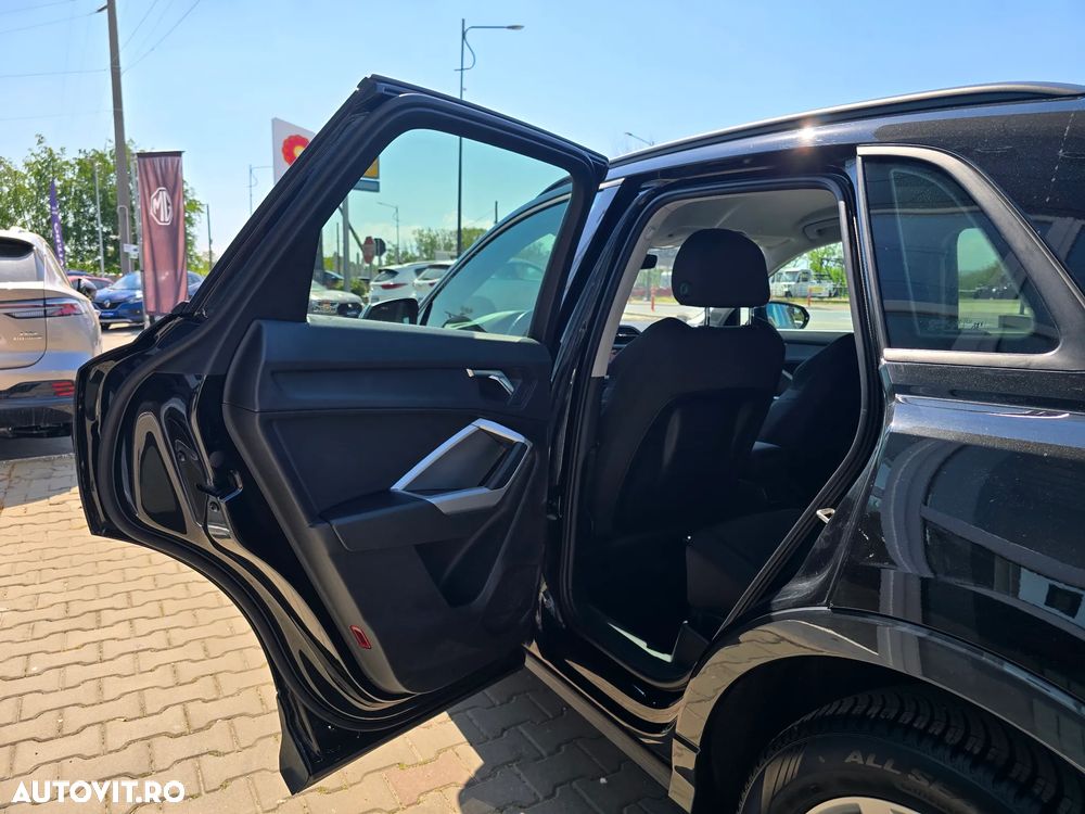 Audi Q3 35 TDI S tronic - 16