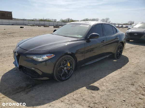 Alfa Romeo Giulia 2.0 Turbo 16V AT8 Veloce