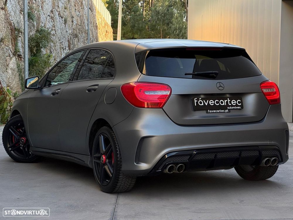 Mercedes-Benz A 180 2014 photo 2