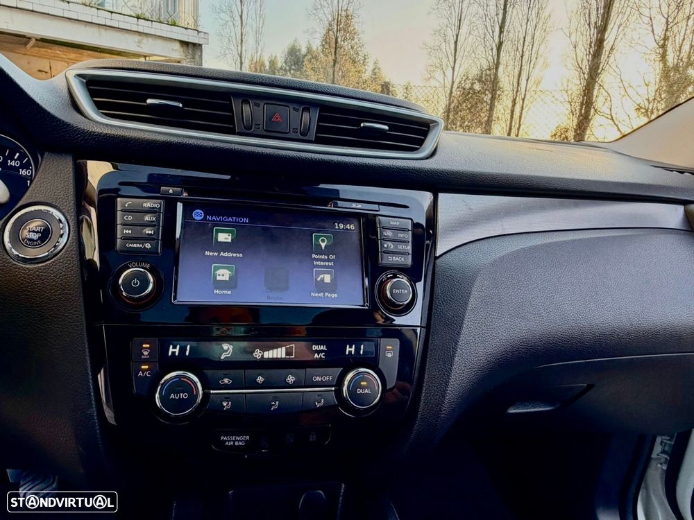 Nissan Qashqai 1.2 DIG-T N-Connecta - 27