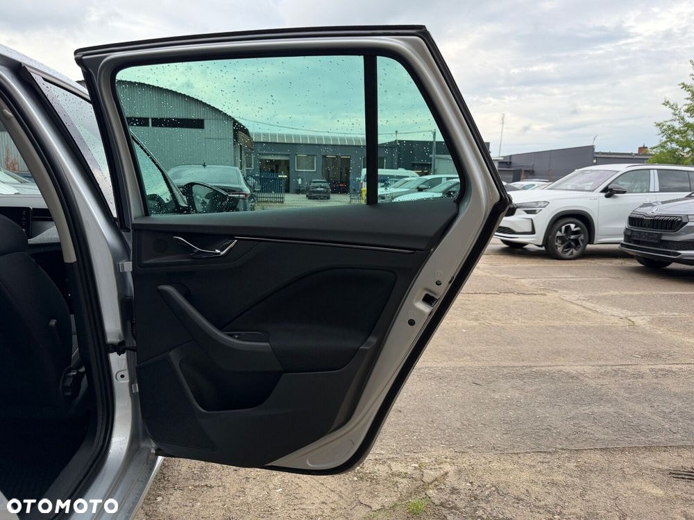 Skoda Scala 1.0 TSI Edition 130 DSG - 25