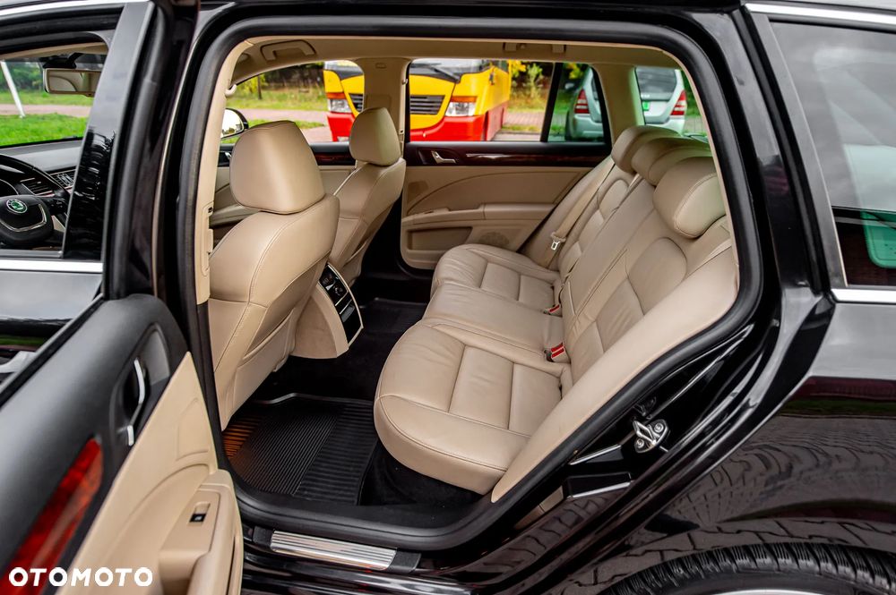 Skoda Superb 3.6 V6 4x4 DSG L&K - 24