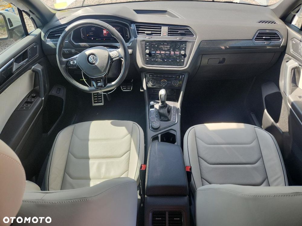 Volkswagen Tiguan - 8