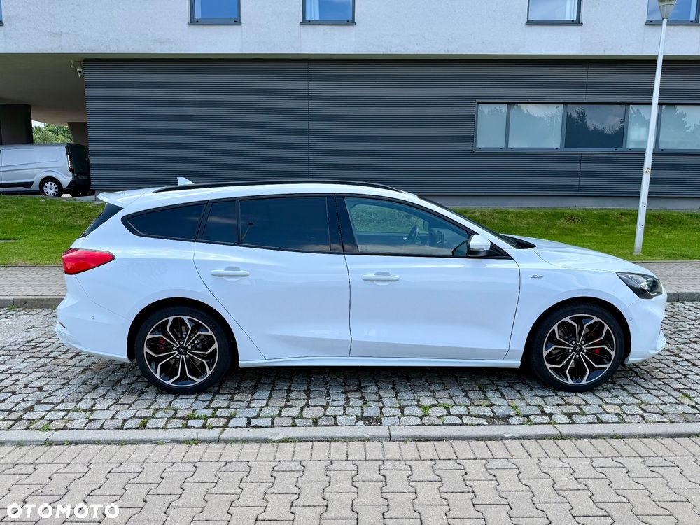 Ford Focus 1.5 EcoBoost STart-Stopp-System ST-LINE - 4