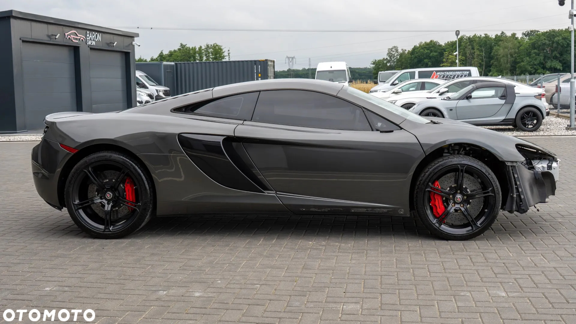McLaren 650S - 12