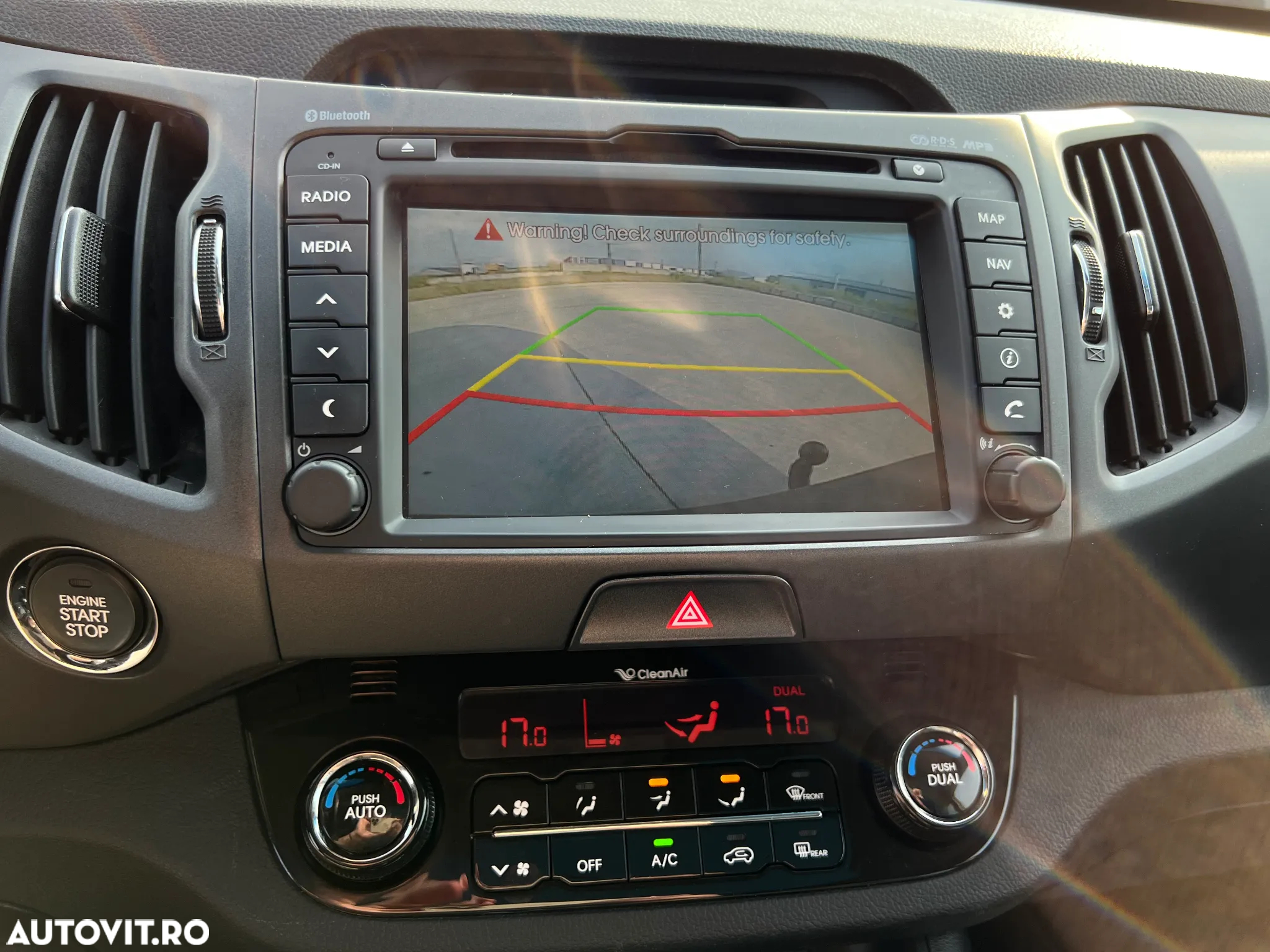 Kia Sportage 2.0 CRDI AWD VISION - 19