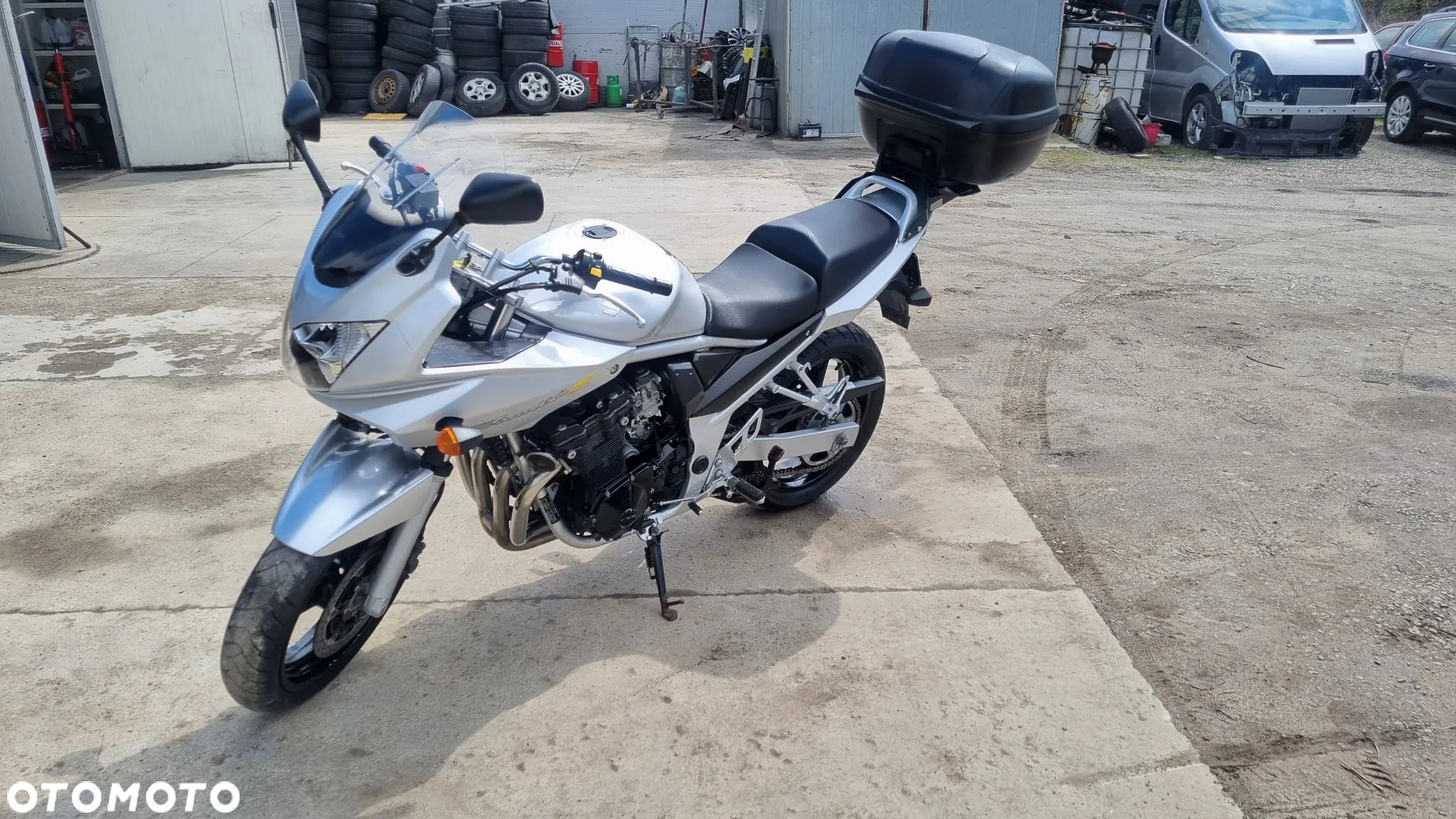 Suzuki Bandit - 8