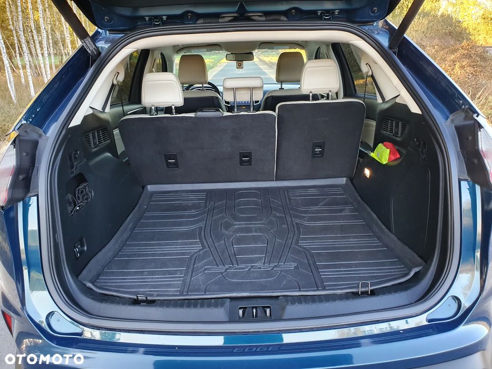 Ford Edge - 26